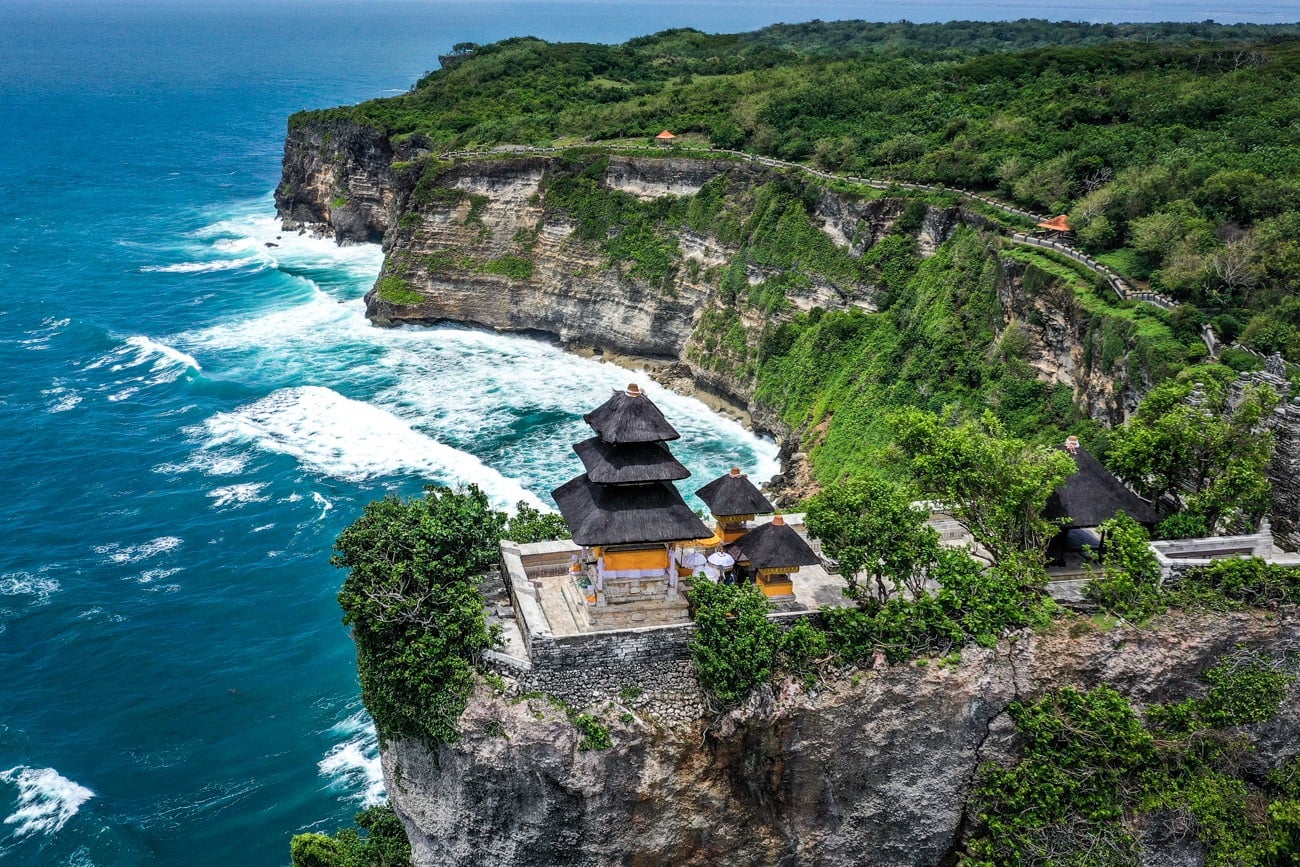 Uluwatu Temple above the ocean cliffs